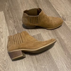 Tan suede ankle booties